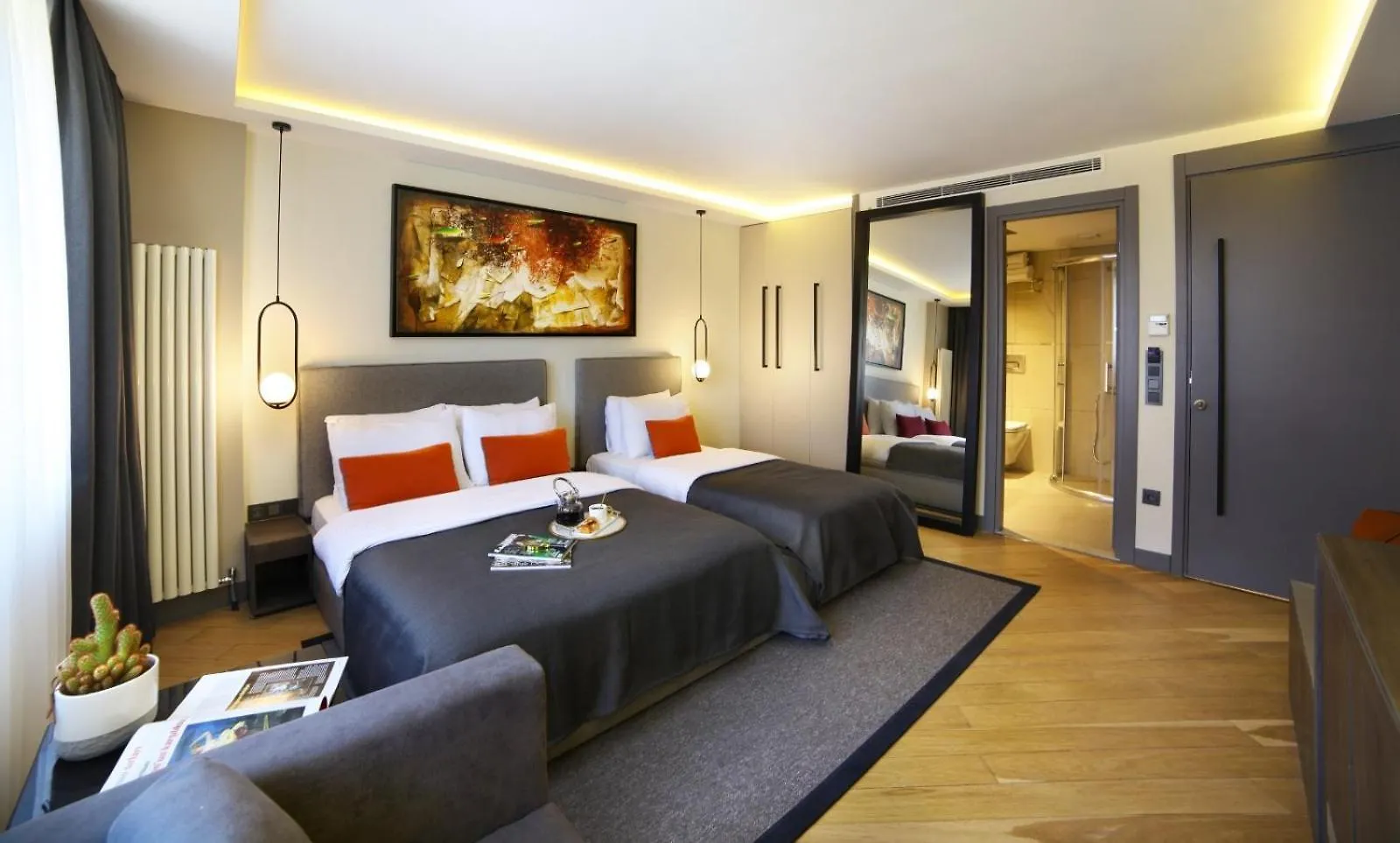 The Capital Suites Istanbul 2*,